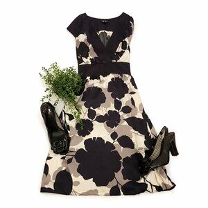 Mossimo Pretty Black, White & Gray Floral Dress – XS 🌸🖤